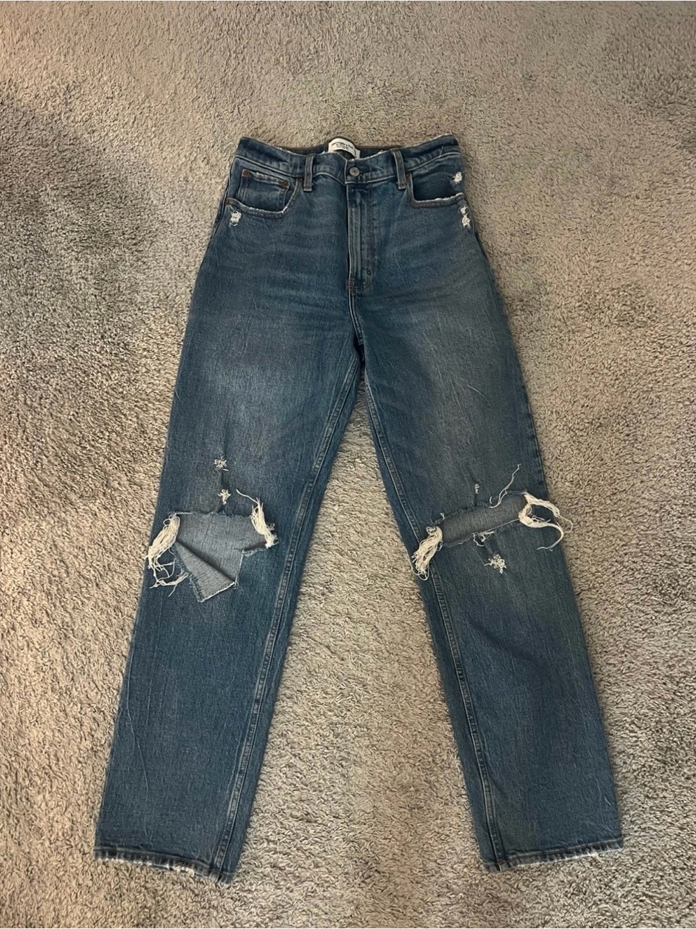 Abercrombie and Fitch High Rise Ultra Fit
29, 8 Reg